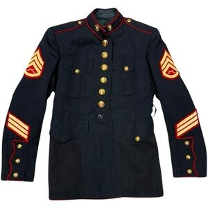 Vintage 1970s US Marine Corps Staff Sergeant E6 Dress Blues Jacket w Belt Buckle